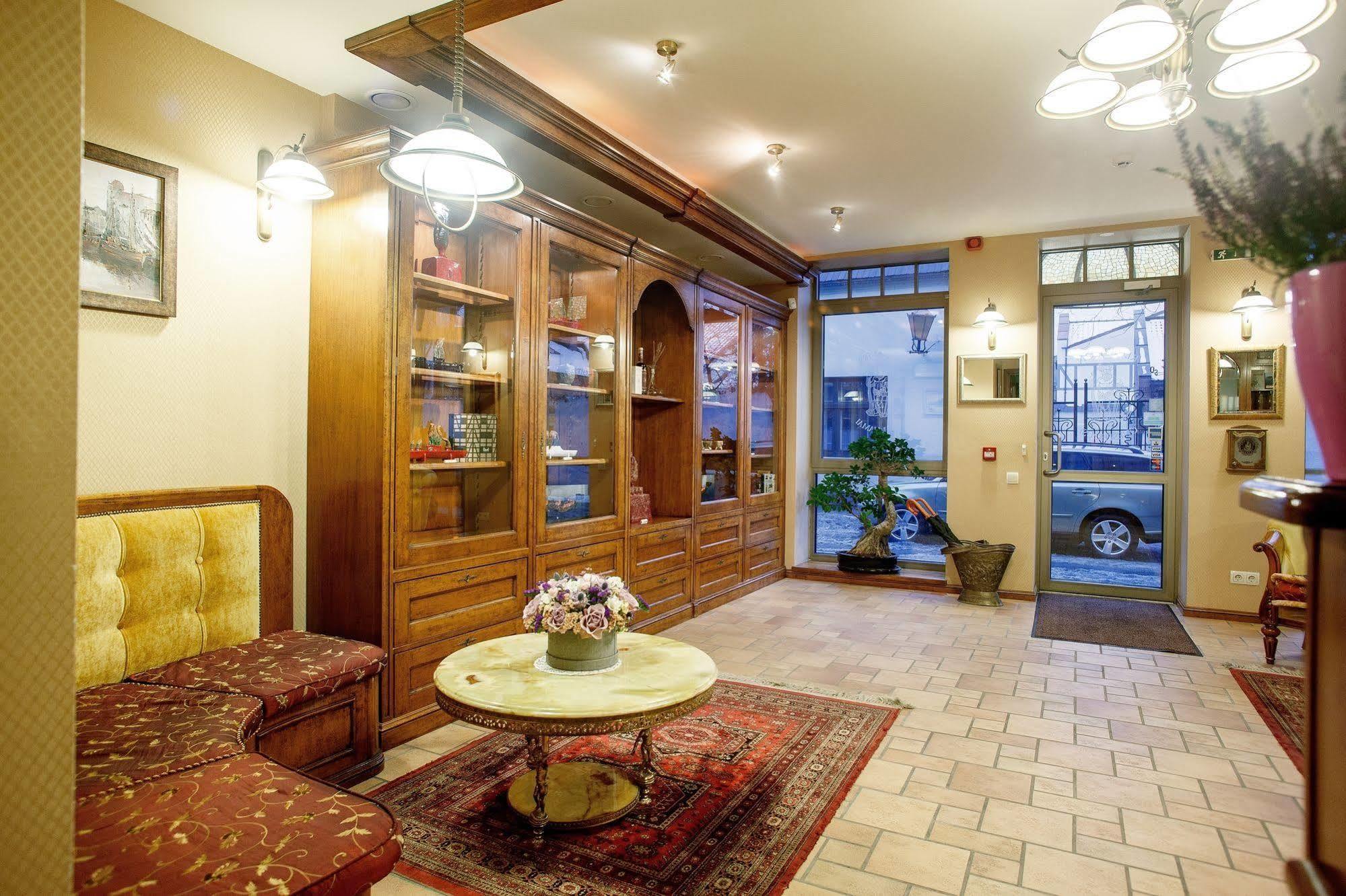 Friedricho Pasazas Hotel Klaipėda Buitenkant foto