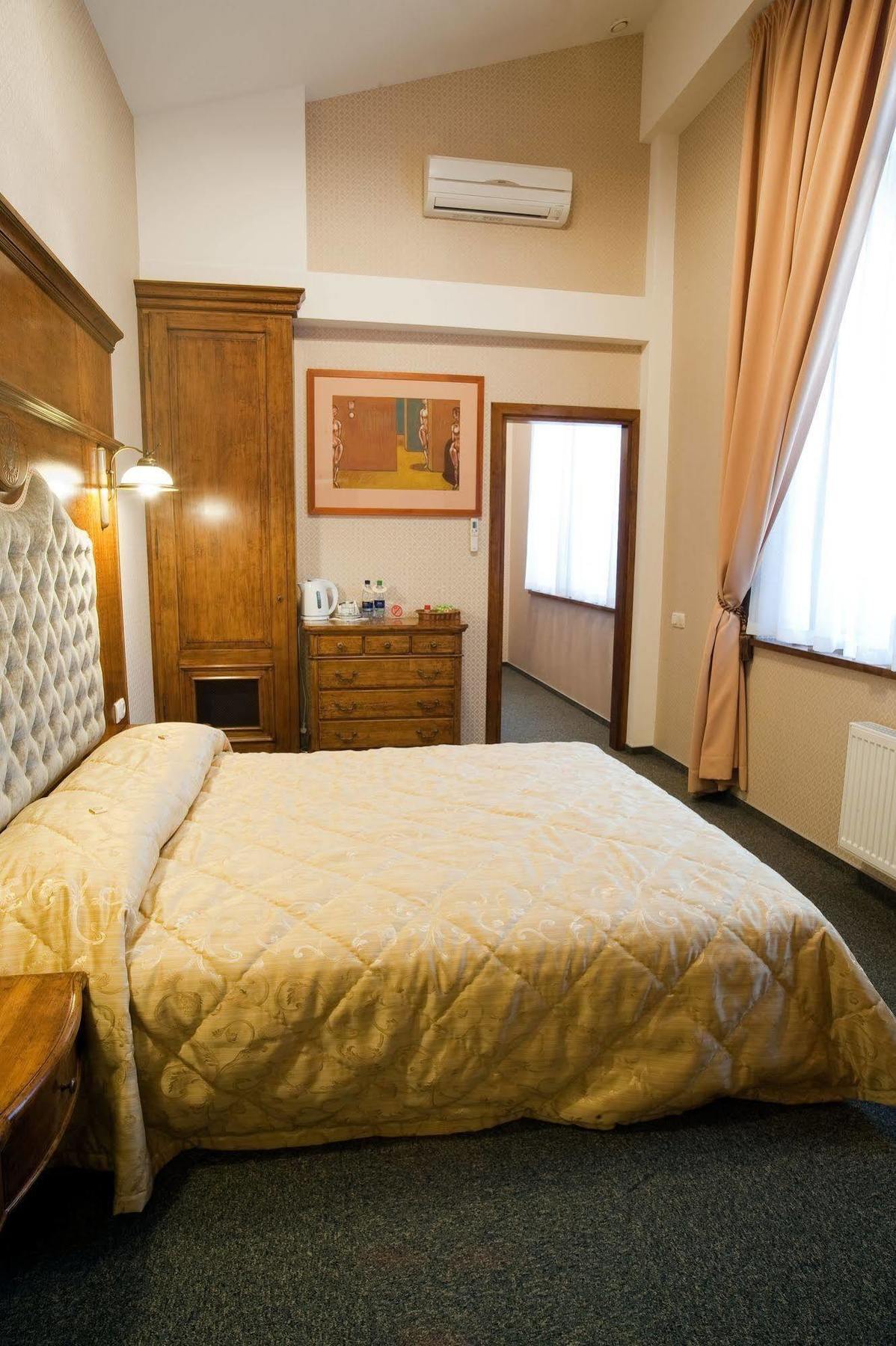 Friedricho Pasazas Hotel Klaipėda Buitenkant foto