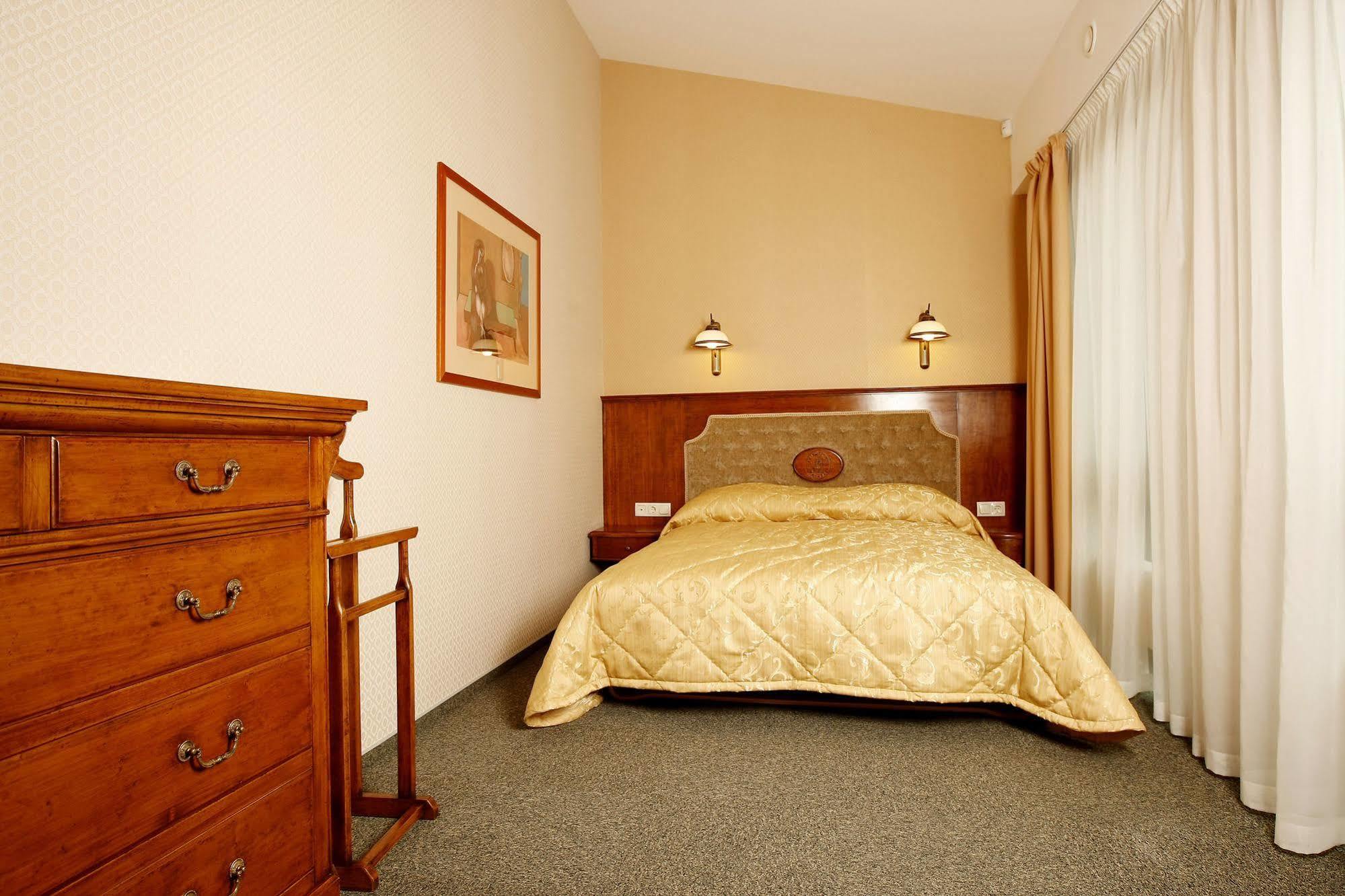 Friedricho Pasazas Hotel Klaipėda Buitenkant foto